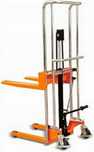 Empilhador stacker monta-cargas porta-paletes manual elevação até 1,20