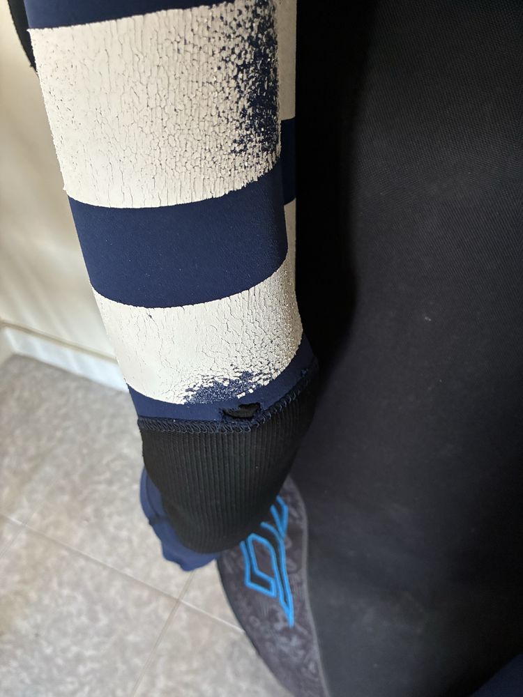 Fato de Surf Hurley M 4.3 usado