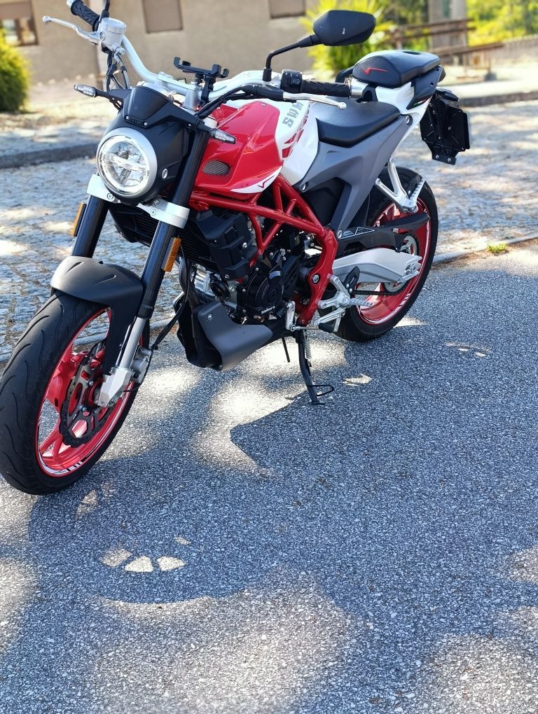 Mota SWM 125cc com garantia