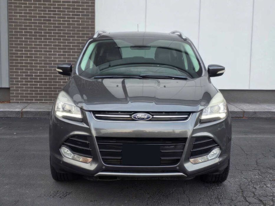 Ford Escape Titanium      2015