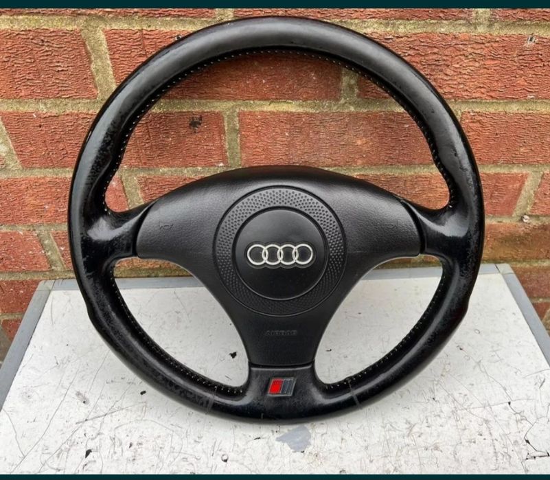 Руль Audi A4 A6 A8 80 90 100 S line S4 S6