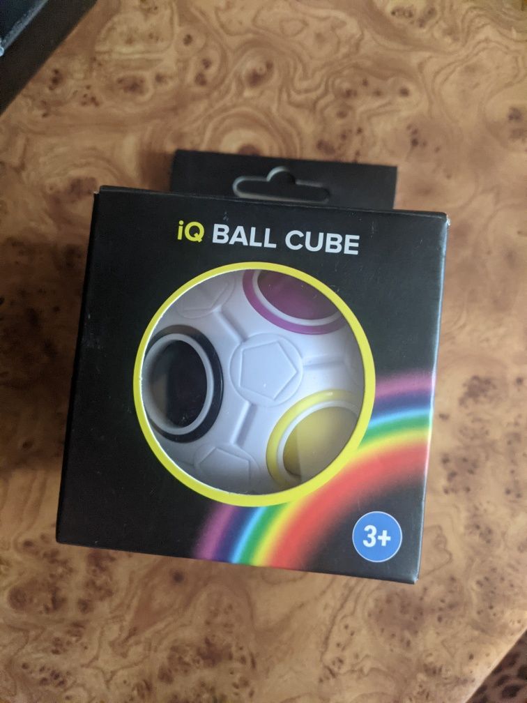 Іграшка -головоломка IQ BALL CUBE SAME TOY