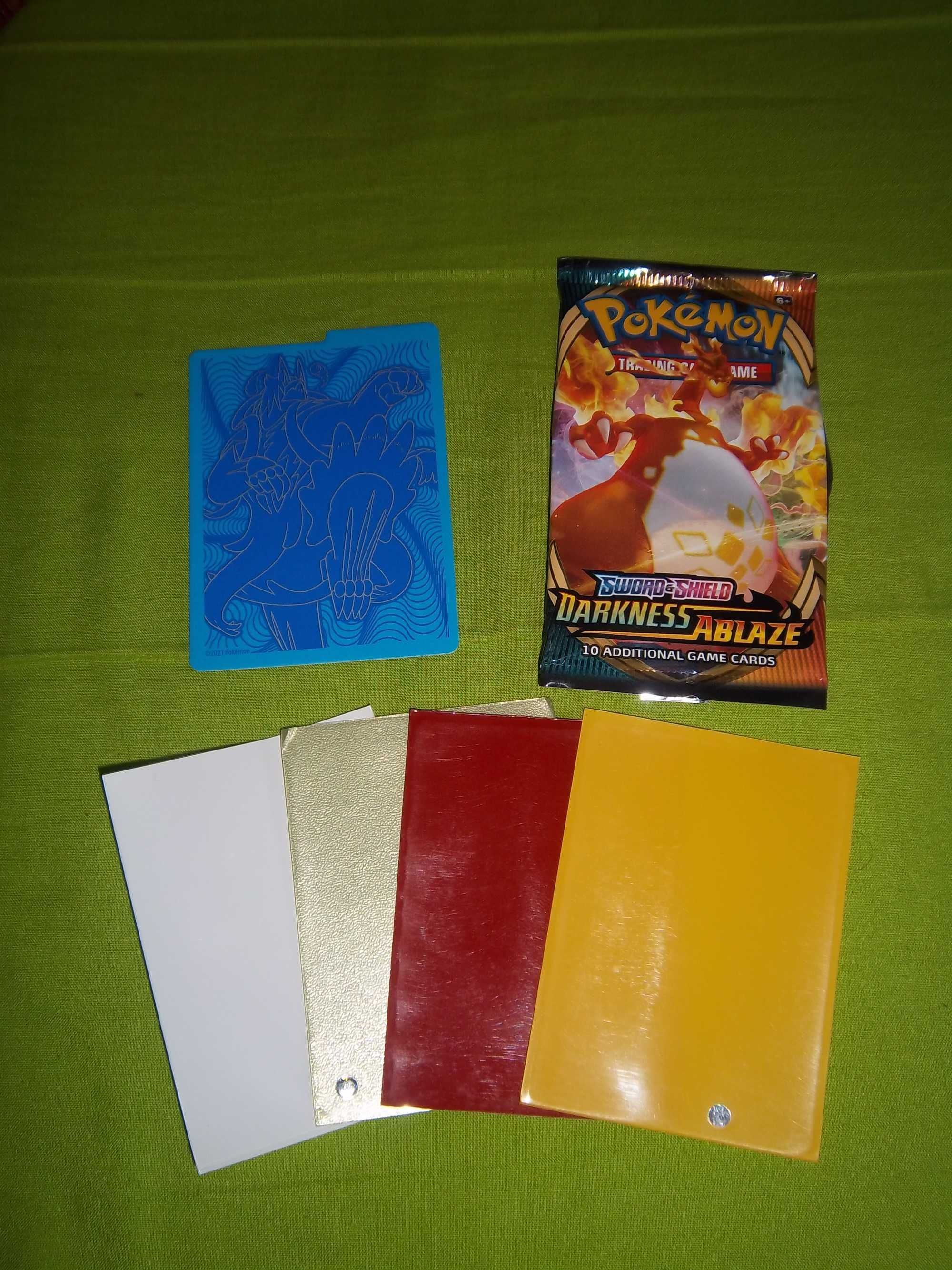 80 Cartas Pokemon + Caixa + Acessórios