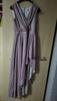 Długa asymetryczna błyszcząca sukienka kopertowa sylwester studniówka