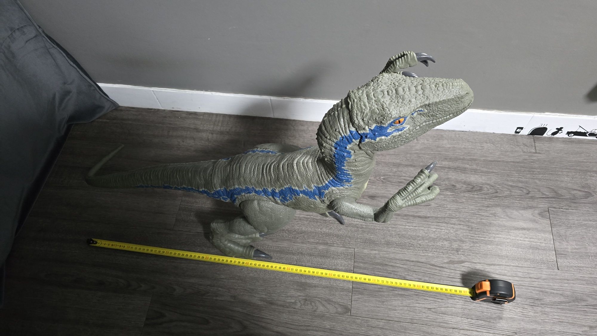 Super colossal Velociraptor Blue