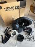 Велостанок  ELITE DIRETO XR з касетою 10, підставкою та аксесуарами