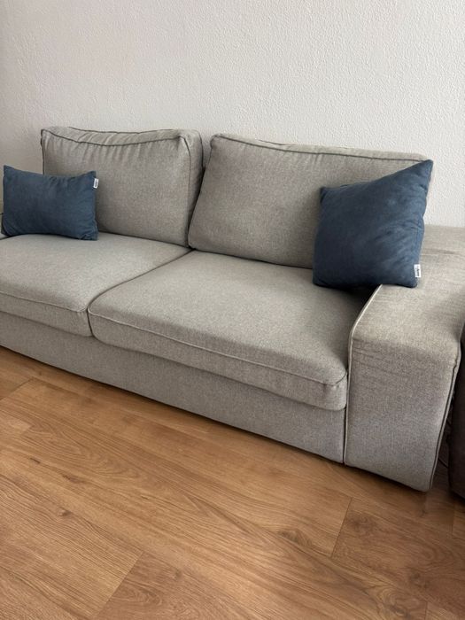 Sofá de 3 lugares ikea, modelo kivik