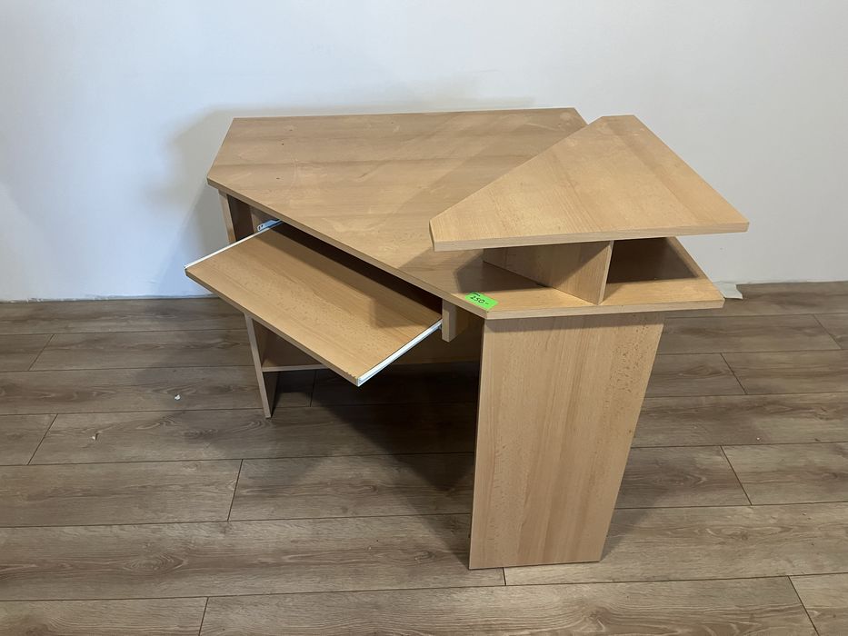 Biurko z ekspozycji narożne  90x90cm