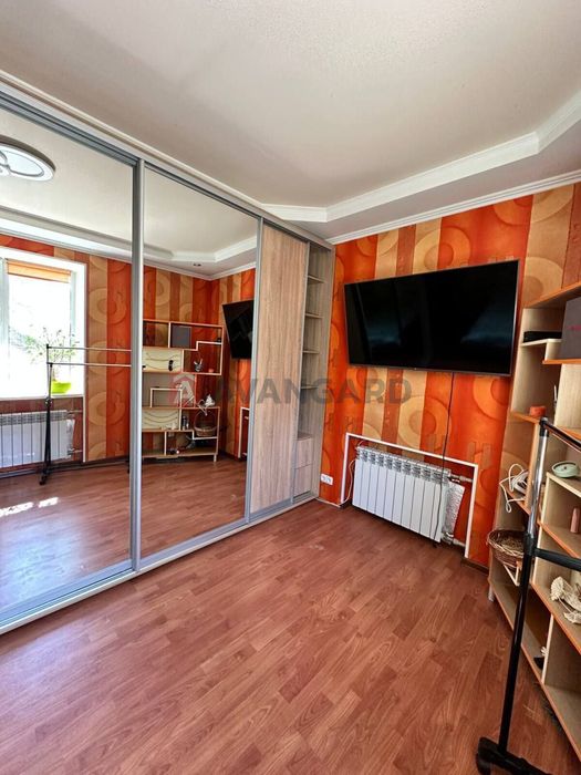 Продам 2-кімнатну квартиру район парку ЗТЗ