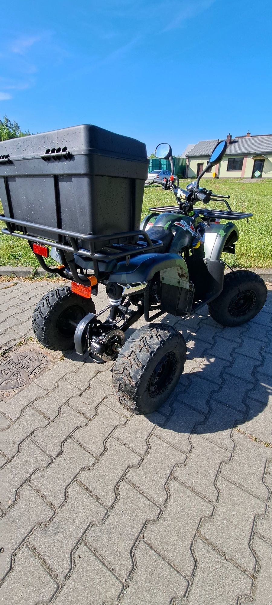 Quad spalinowy 125cm3 automat 1+1 koła 7 cali; jak nowy!!! Super stan!