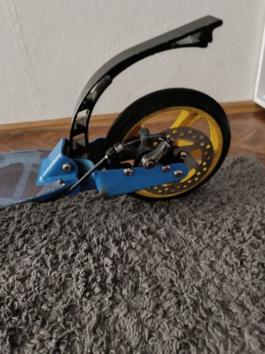 Продам бу самокат Best schooter до 100кг