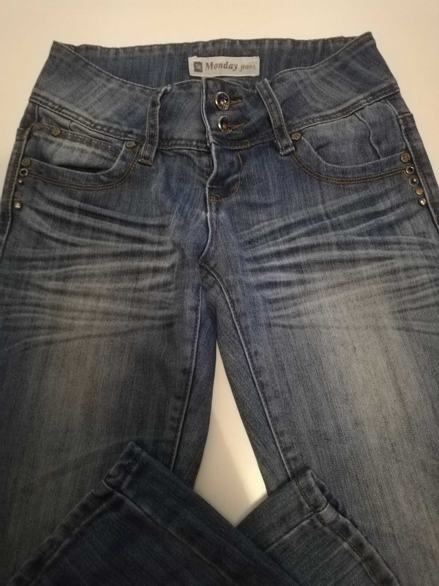 Spodnie jeansy damskie s