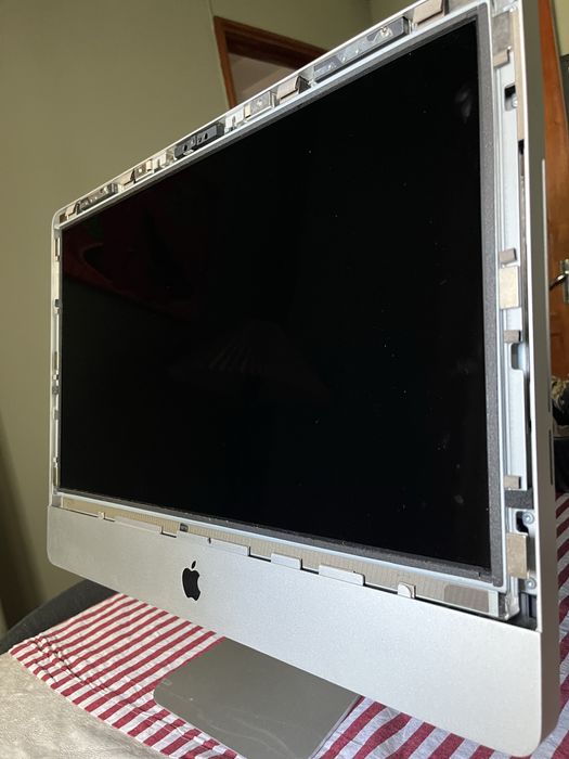 iMac 21,5 polegadas 2009 para peças
