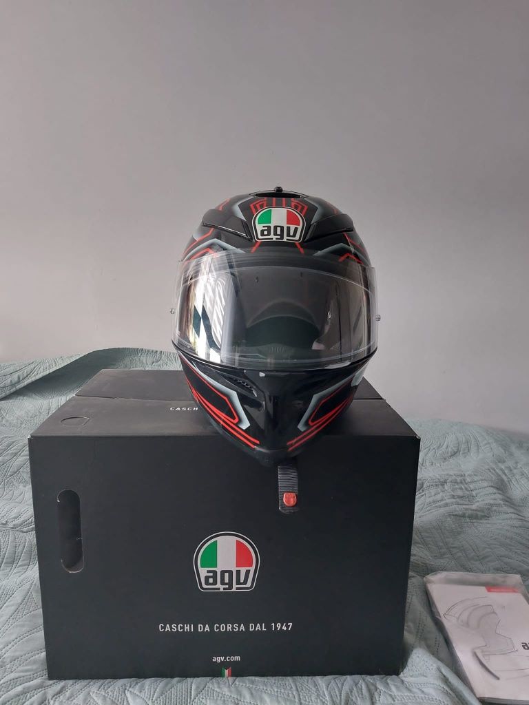Kask AGV E05 Solid PLK