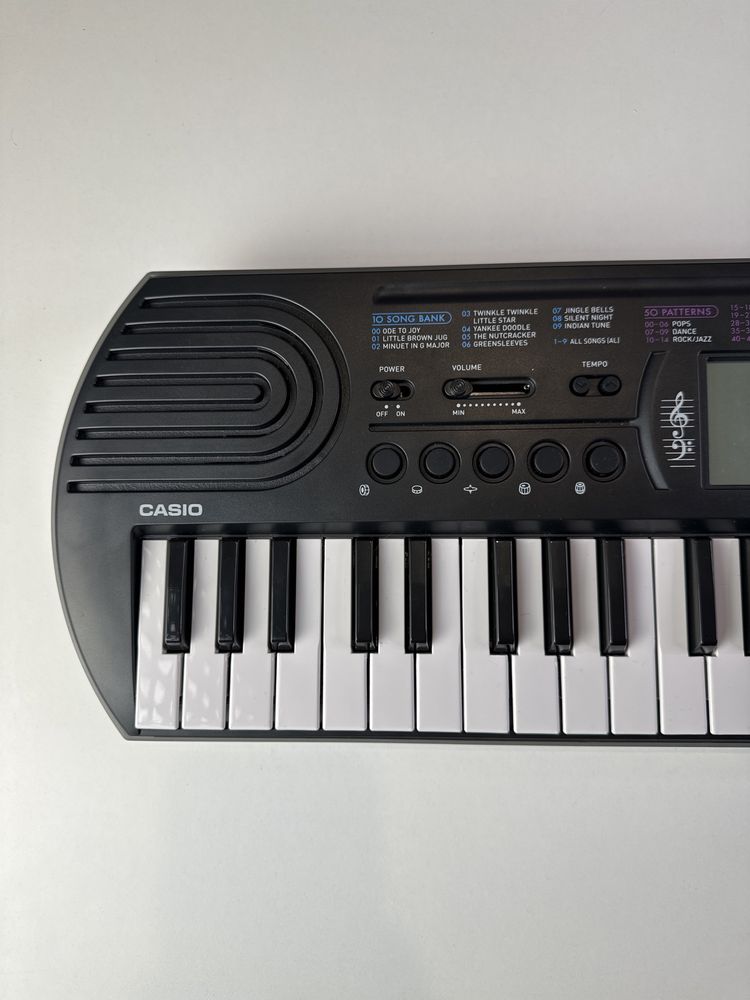 Piano Casio SA-77