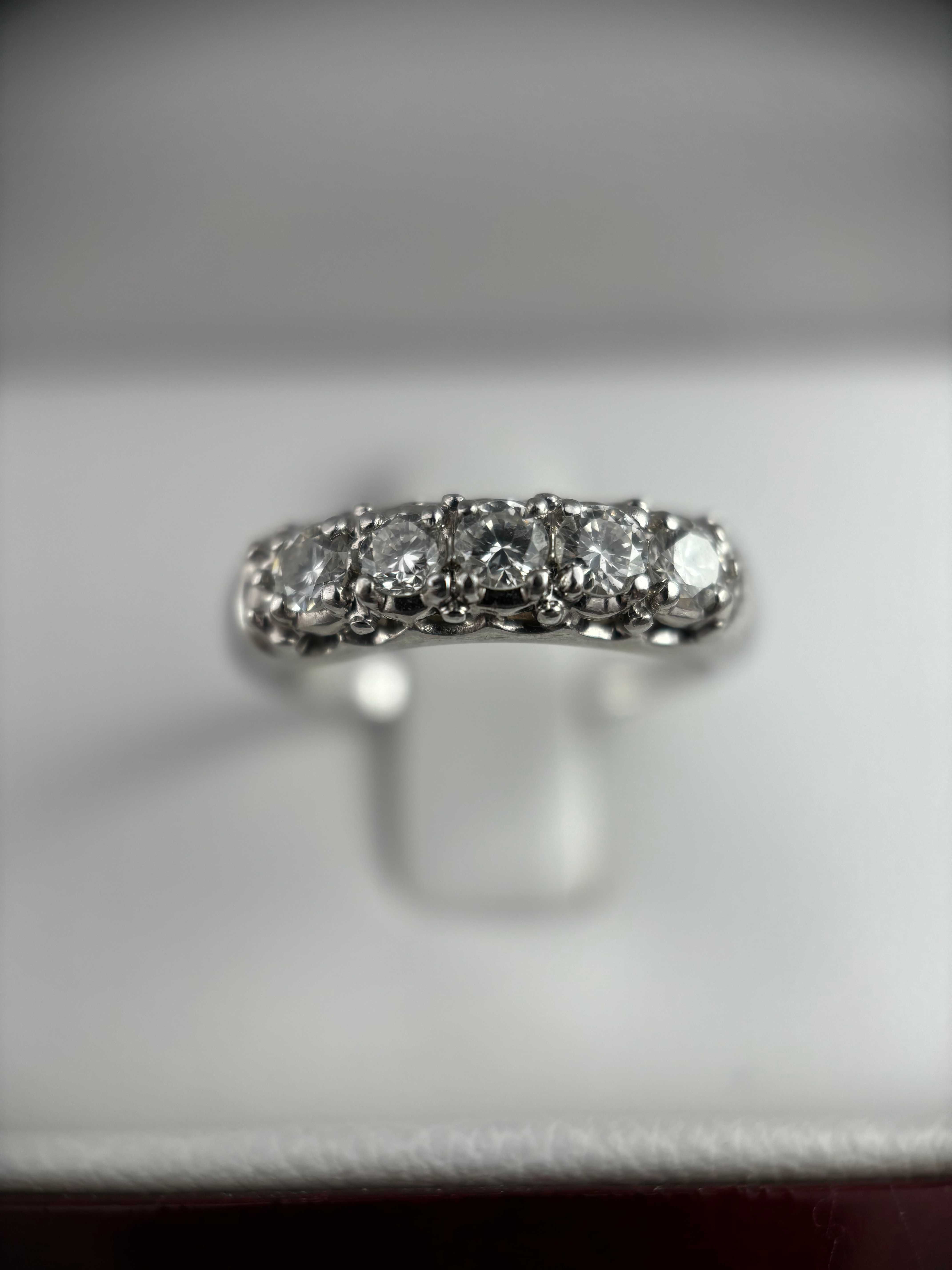 Złoty pierścionek z brylantami 0,40ct / naturalne diamenty