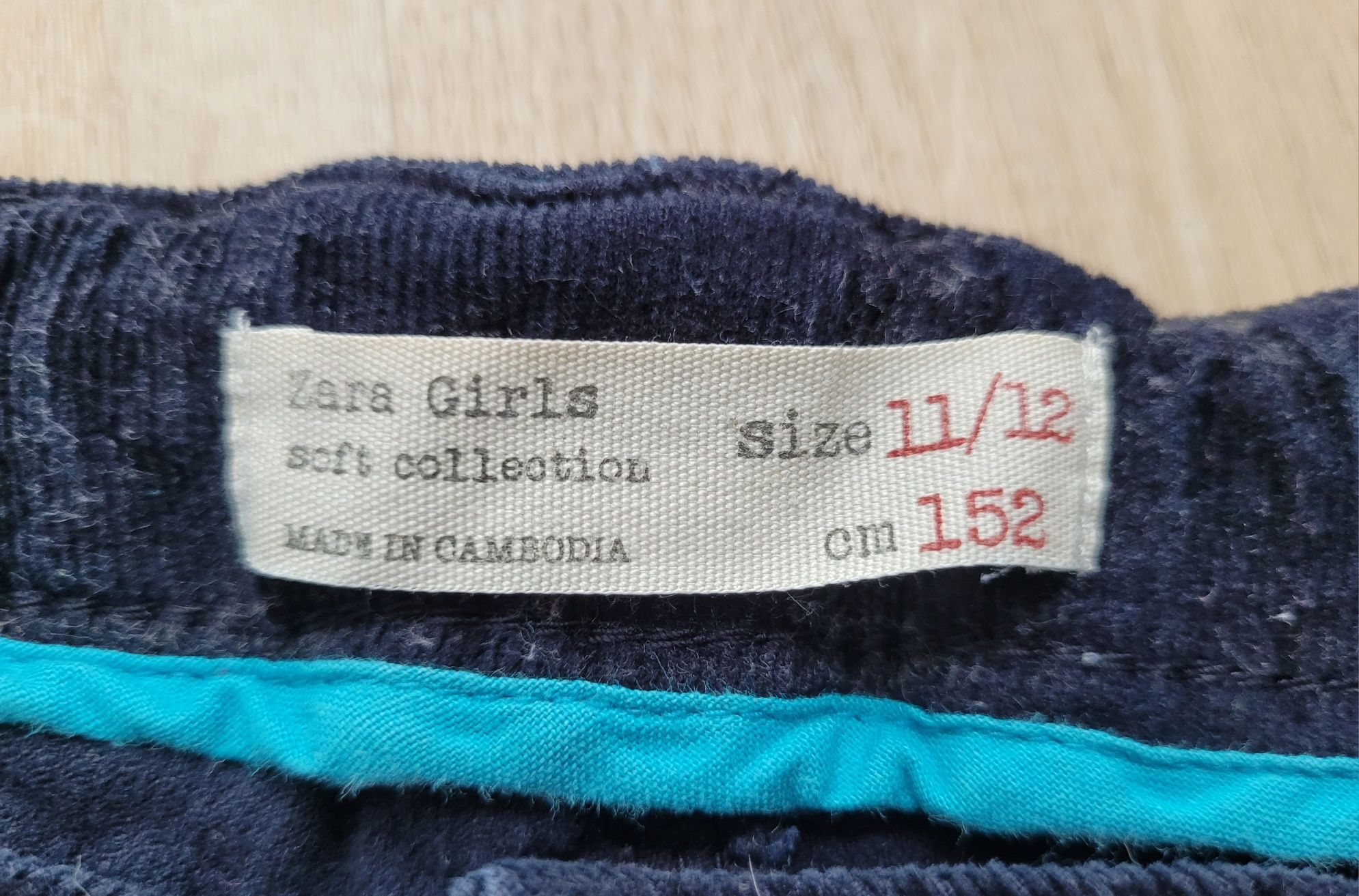 Spodnie sztruksowe 152 Zara soft collection granatowe