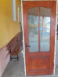 Двері деревяні))