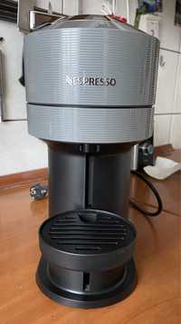 Ekspres do kawy Nespresso Vertuo Next