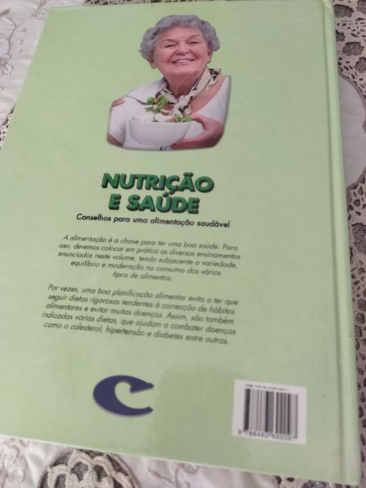 Livro em excelente estado.