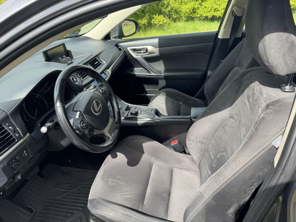 Lexus CT200 hybryda + LPG