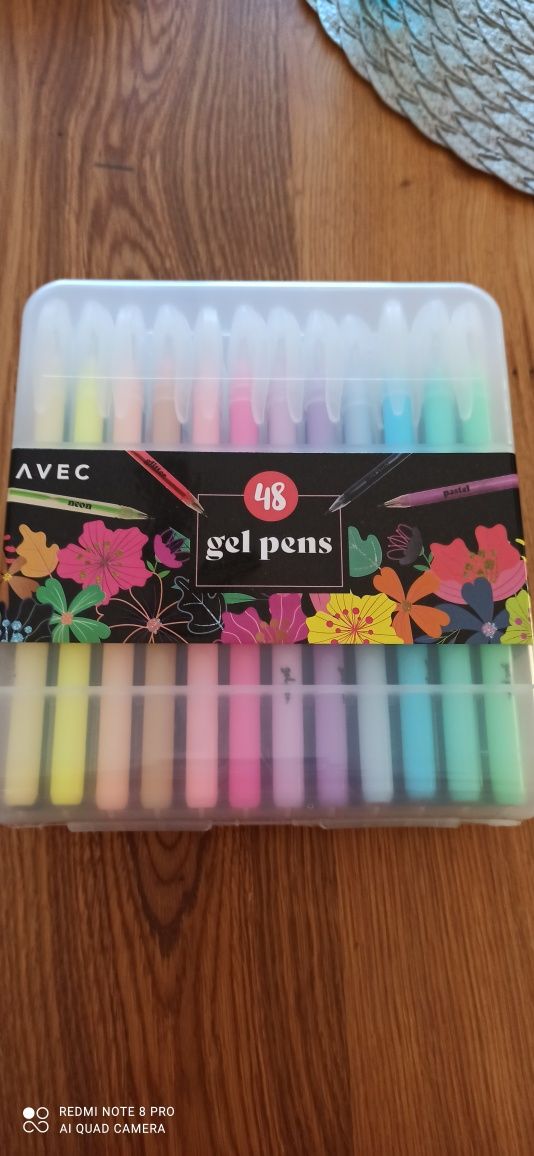 Długopisy żelowe 48 sztuk Avec nowe