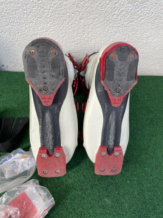 Лижні черевики Atomic