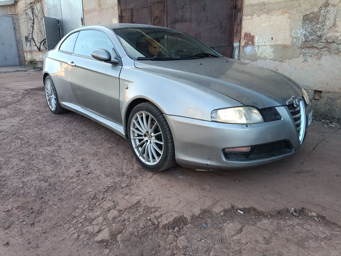 Подушка КПП Alfa Romeo GT