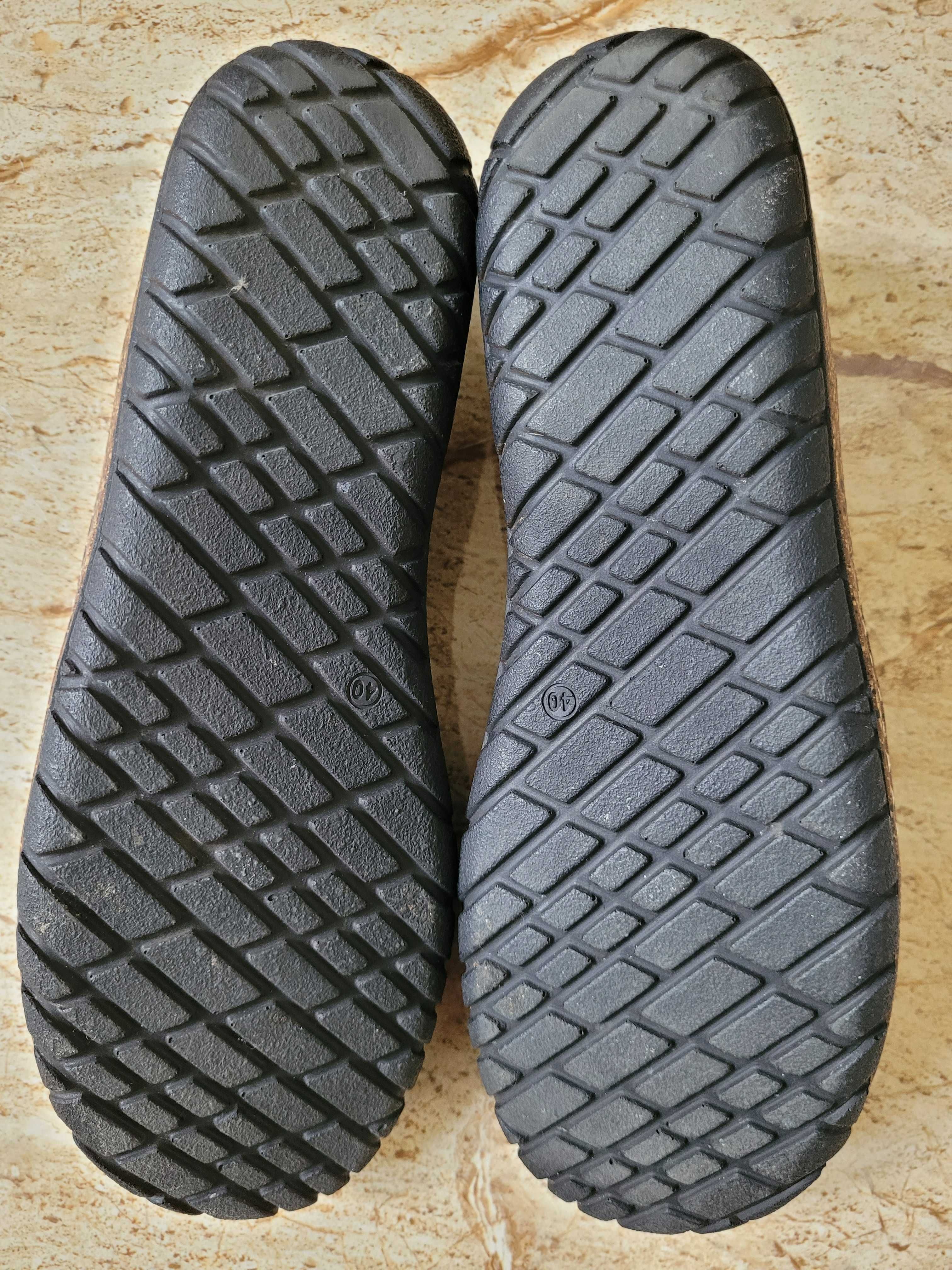 Skórzane buty półbuty damskie - rozm. 39 / 40