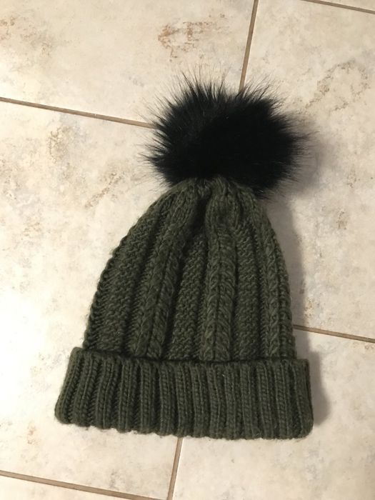 Шапка в'язана accessorize