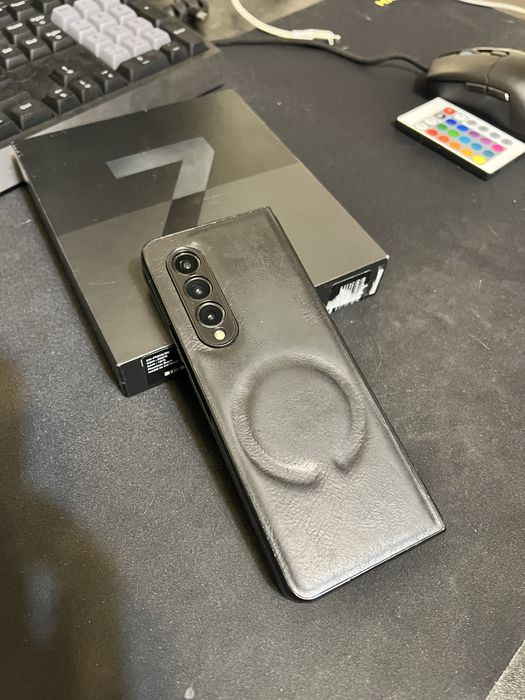 Samsung Z Fold 3 12/256 (можливий обмін)