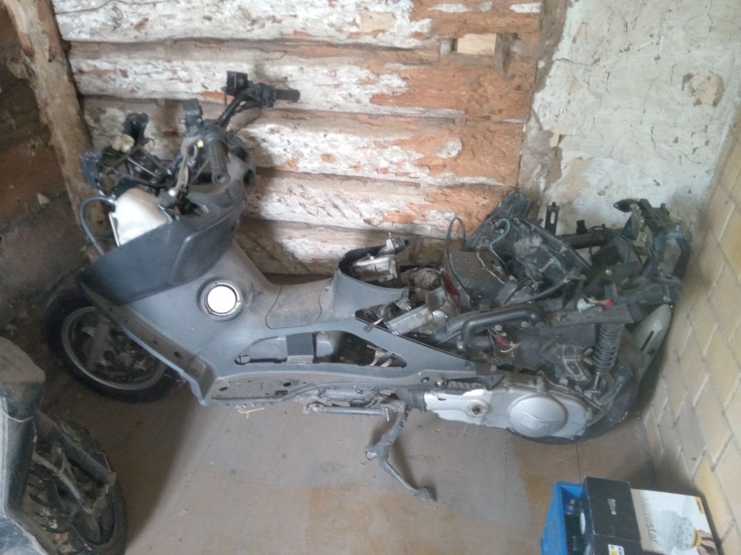 Sym orbit 2 części.