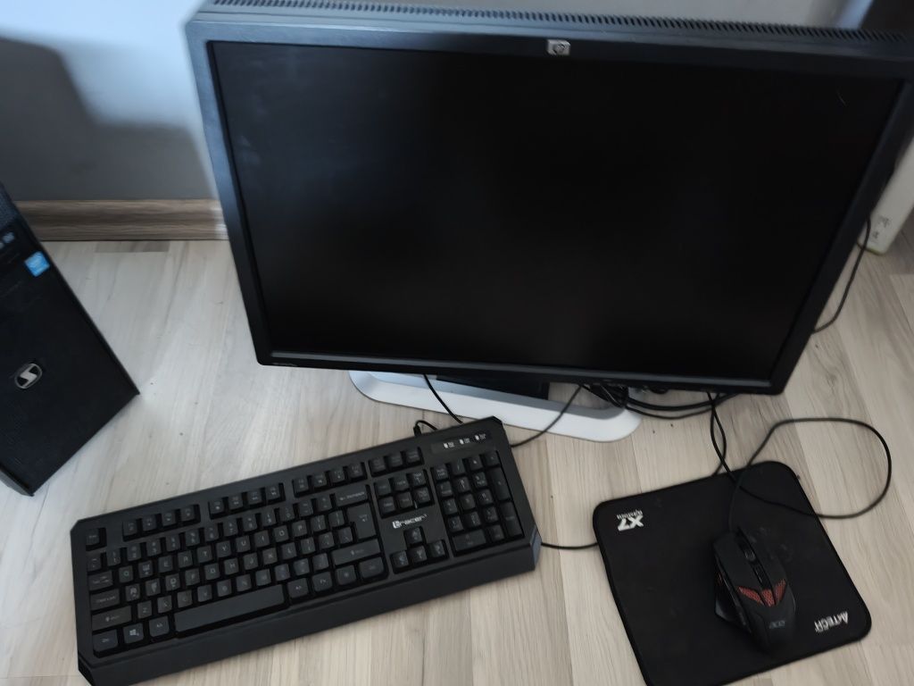 Sprzedam komputer z monitorem 27 cali