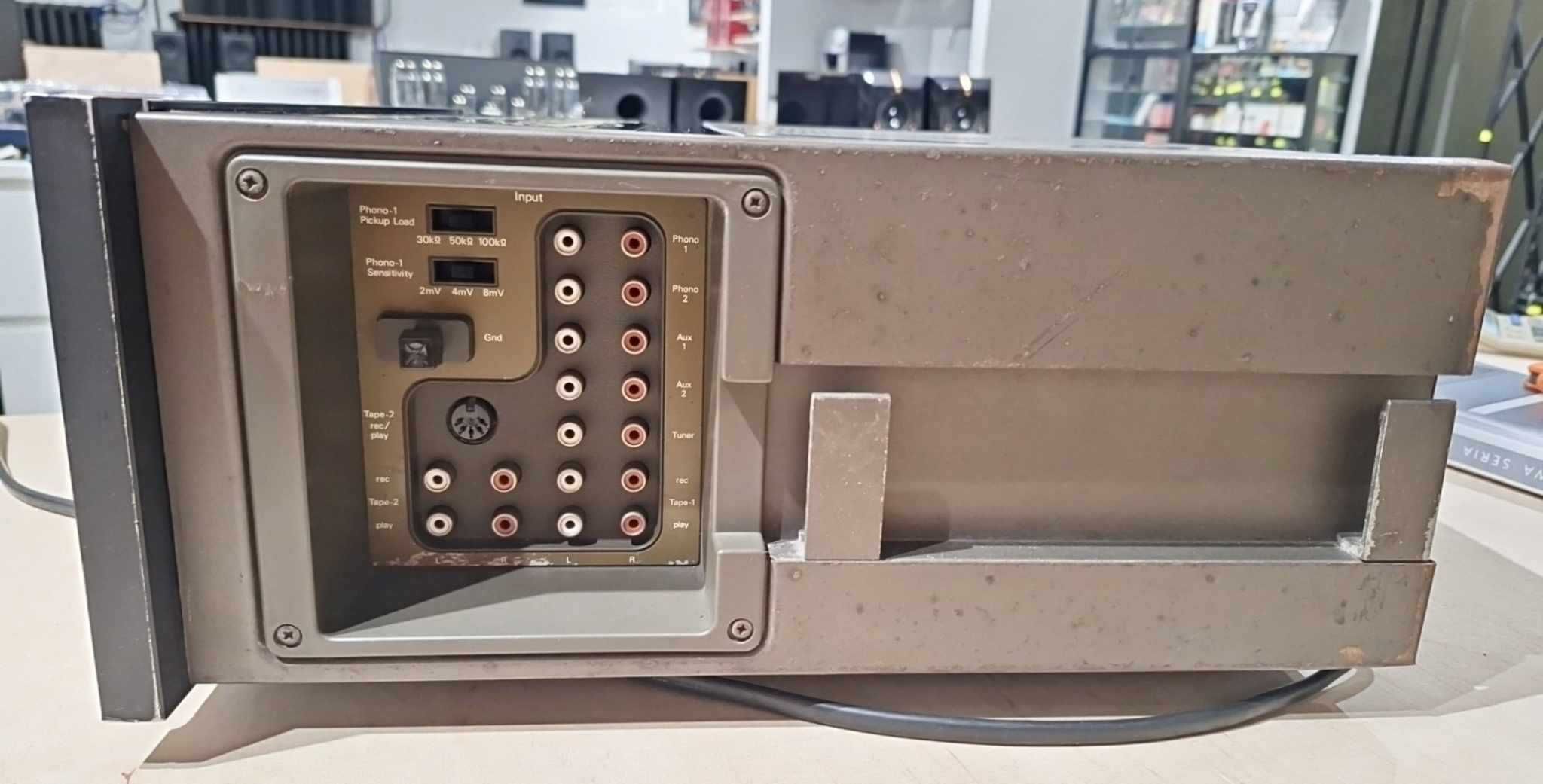 Wzmacniacz Sansui AU-9900