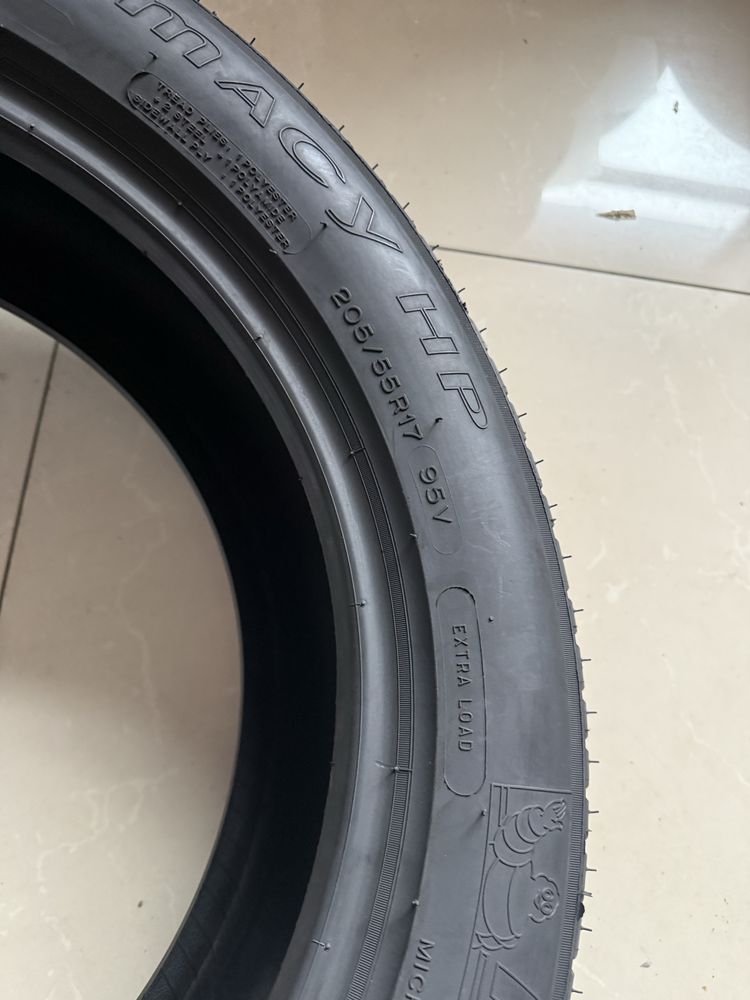 Шини літні 205/55/17 Michelin Primacy HP 205 55 17