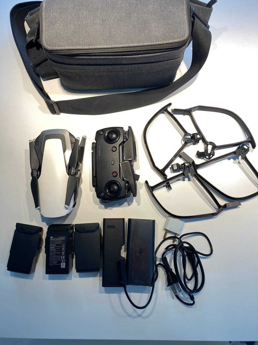 Квадрокоптер DJI Mavic Air More Combo Arctic