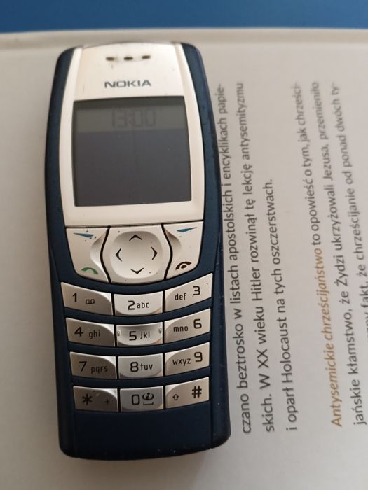 Telefon Nokia 6100 stan dostateczny