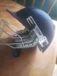 Kask do krykieta uniwwrsalny