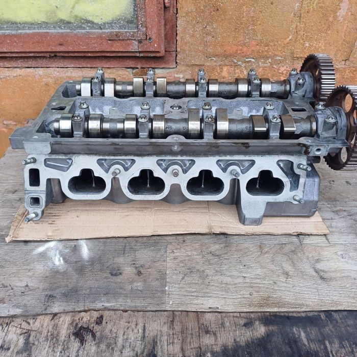 ГБЦ головка блока 1.8 Z18XE Opel astra g Vectra B C Zafira A B 9242094