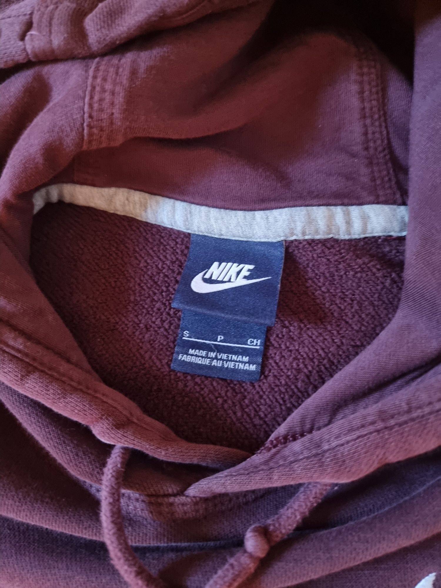 Bluza nike z kapturem bordowy/burakowy kolor r.S