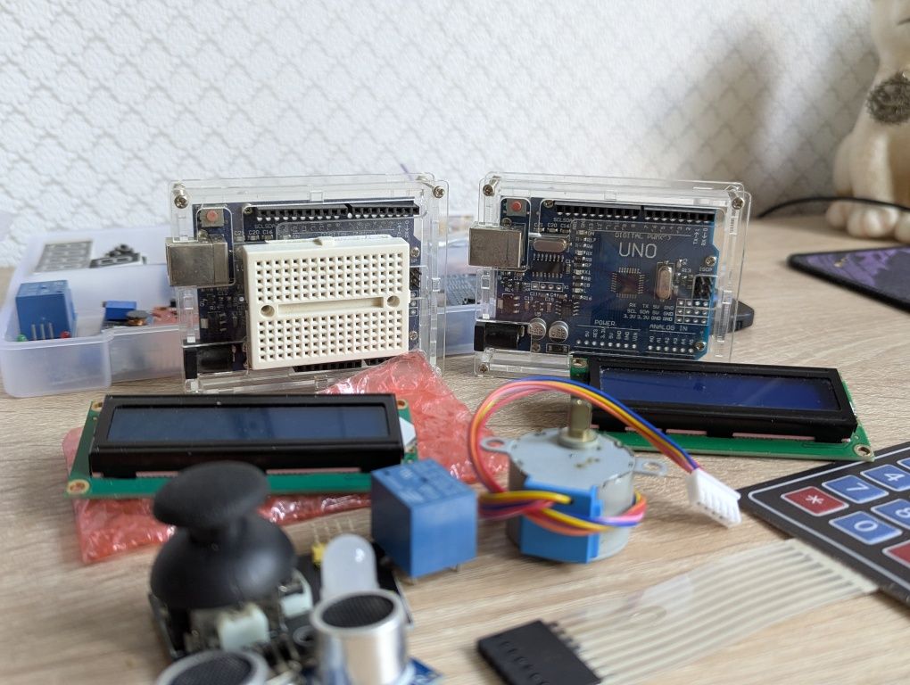 Набір Arduino + датчики