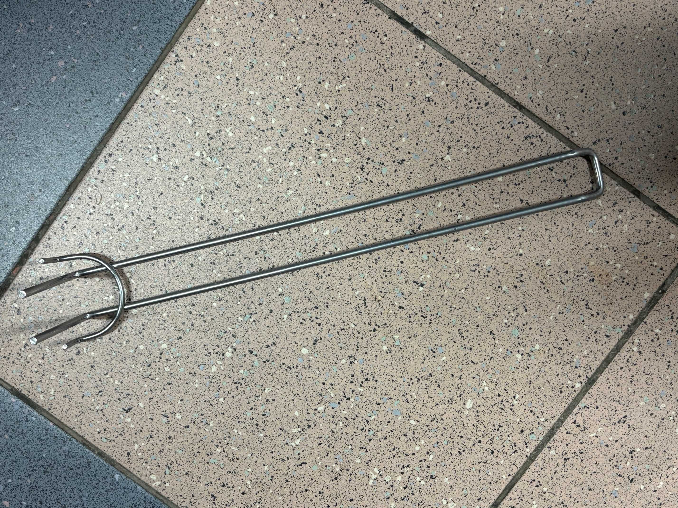 Haki sklepowe metalowe 31,5 cm – 219 sztuk – na kratę / kratownicę
