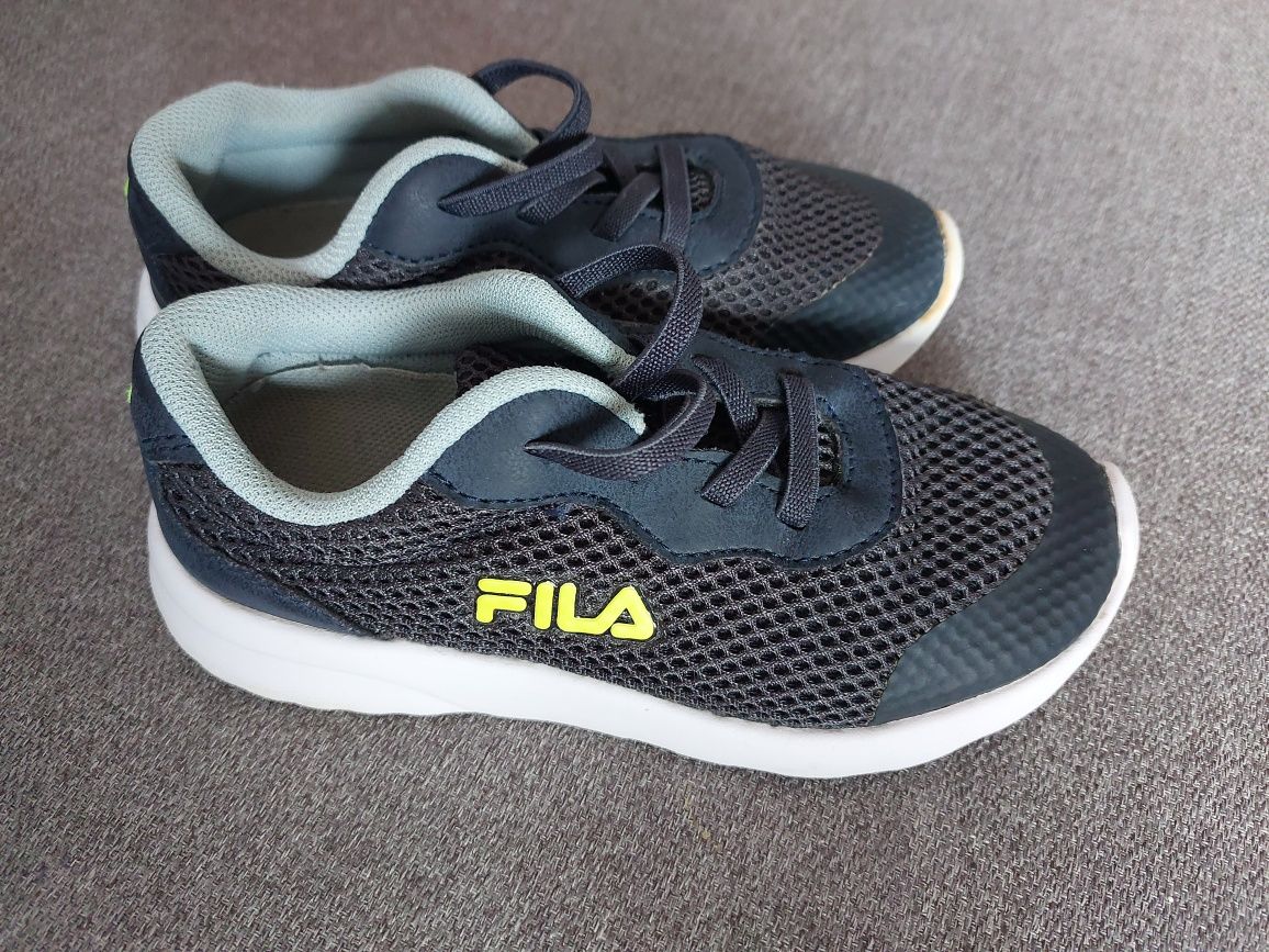 Adidasy Fila z siateczką 29 mało noszone