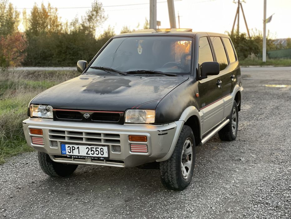Нісан террано 2.4 бензин