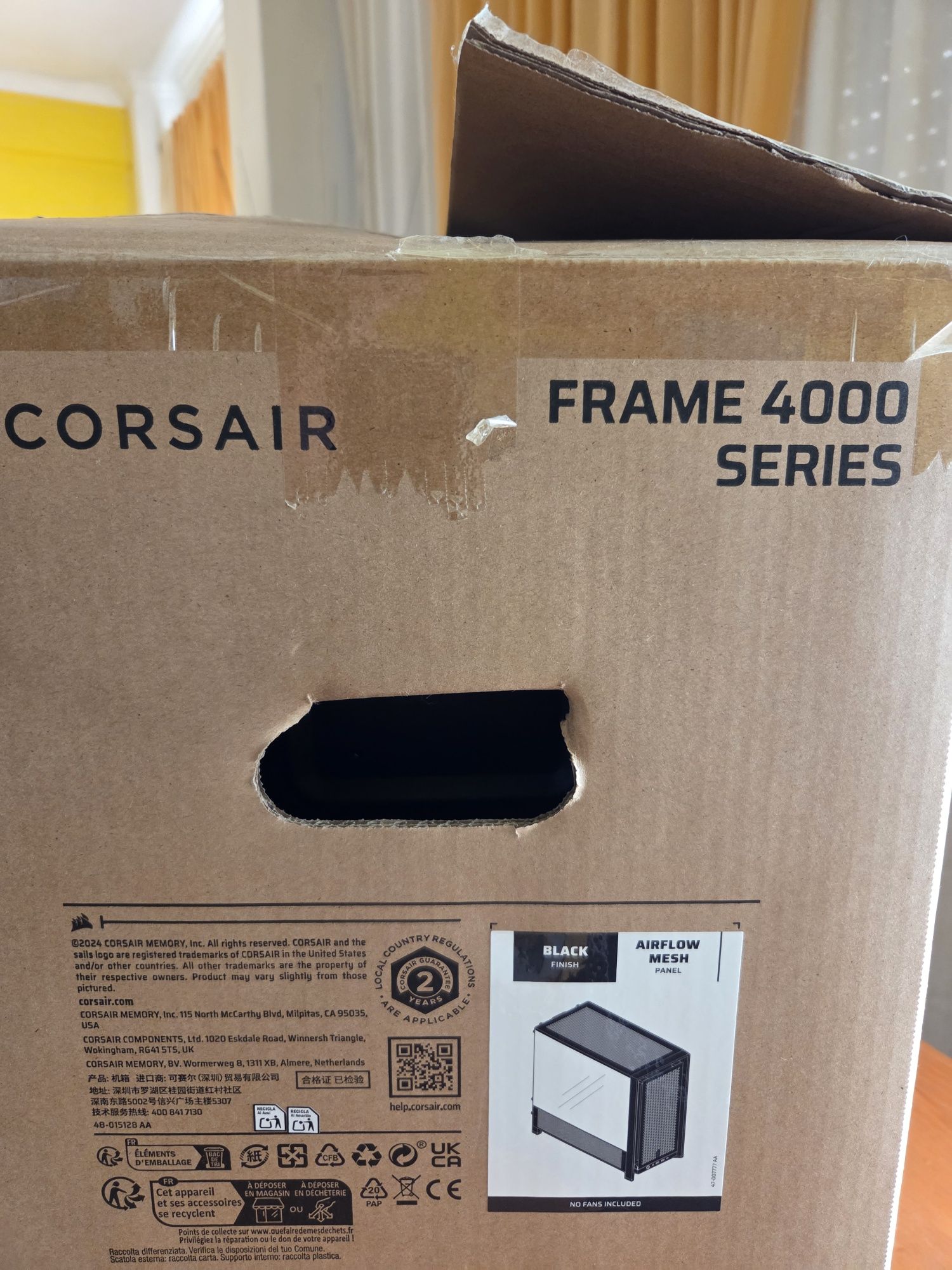 Caixa Extended-ATX Corsair Frame 4000D Vidro Temperado Preta
