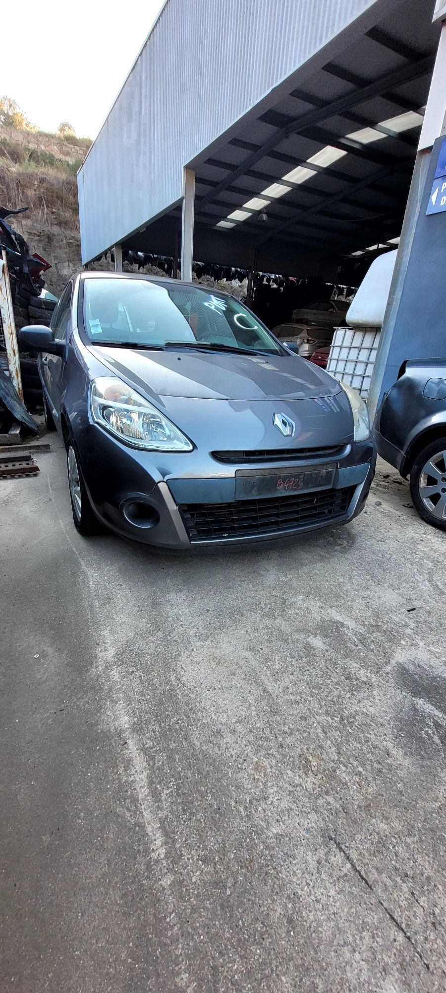 Renault clio 3 1.5 dci 2010