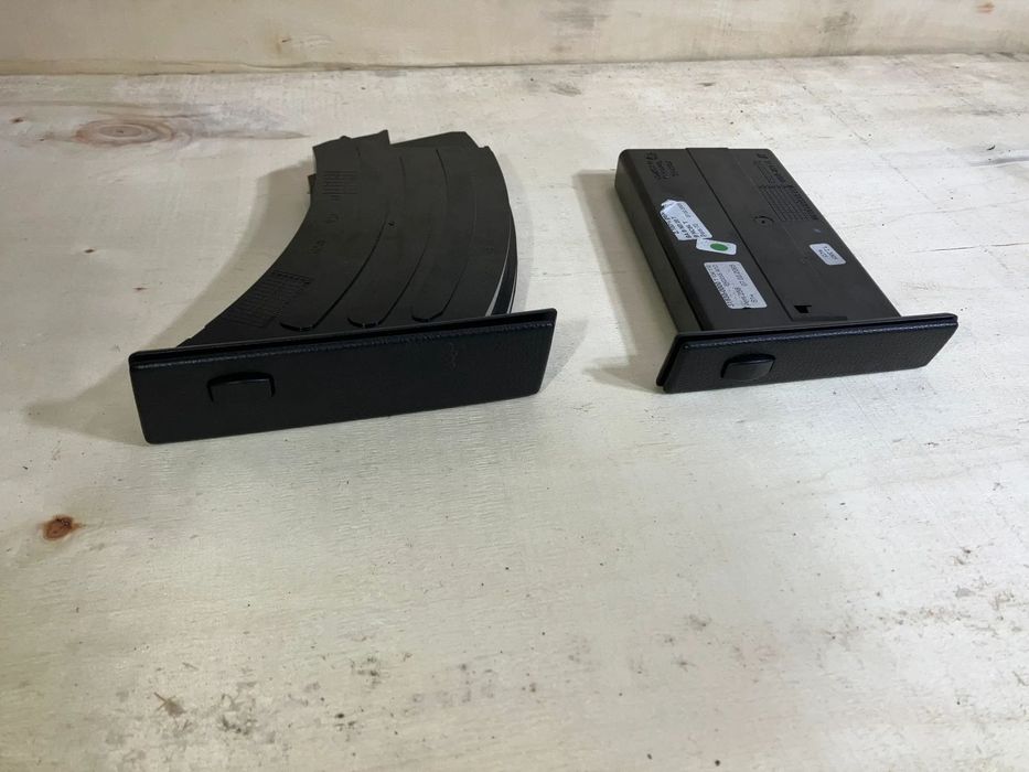 UCHWYT NA KUBEK BMW E60 E61 CUPHOLDER KUBKI PASAŻERA KIEROWCY