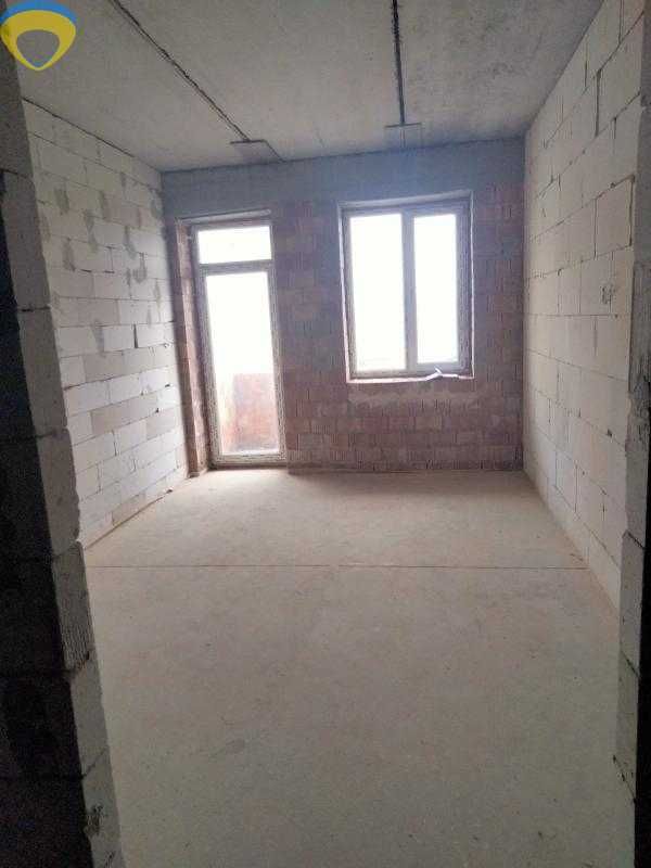Продам однокомнатную  квартиру  в пгт Таирова