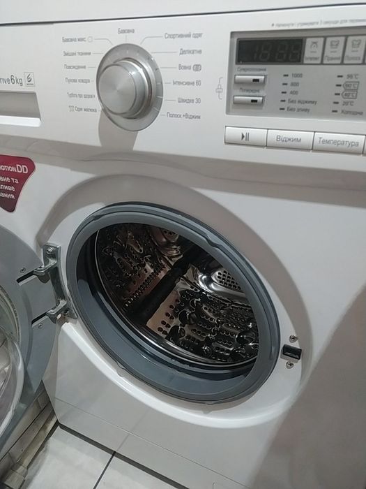 Стиральная машина LG автомат