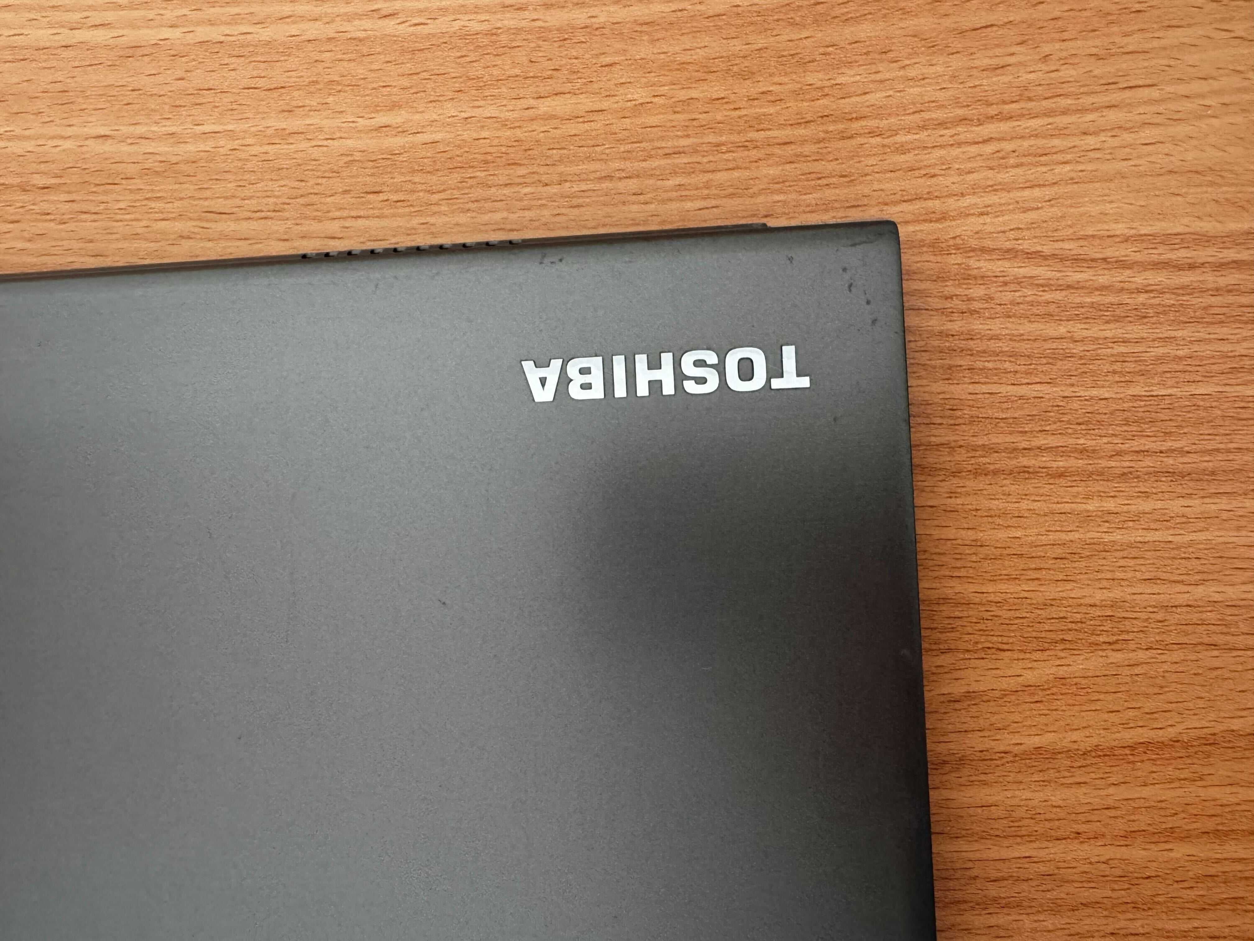 Laptop Toshiba Portege 30a / 16GB RAM / 264GB / Windows 7